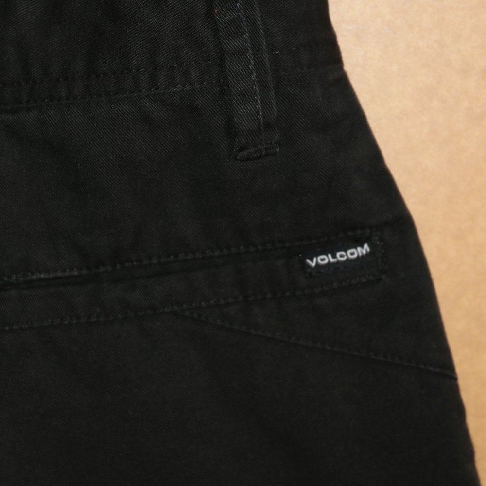 Volcom True To This Made With Repreve Black Shorts - image 7